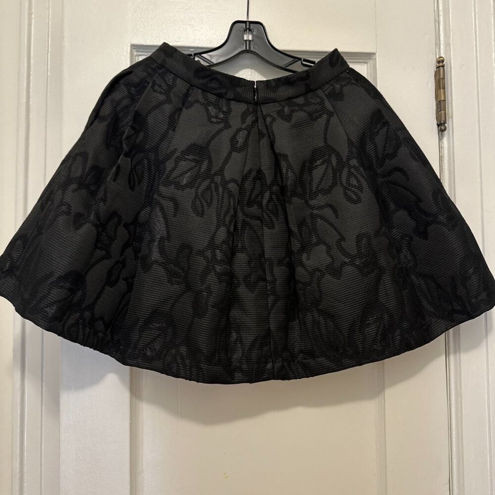 Banana Republic Black Party Skirt – Size 2P - Picture 3 of 10